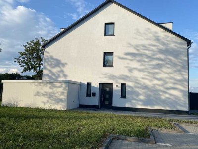Hammer Preis! Neubau-Doppelhaushälfte in Bad Honnef-Aegidienberg: Erstbezug!