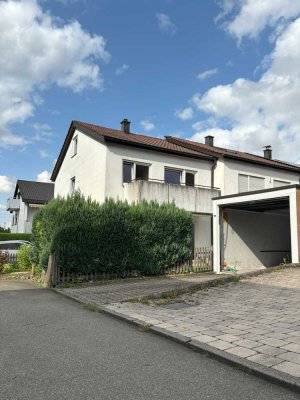 Reiheneckhaus mit Garten,Terrasse, Balkon,Garage & Ausbaupotenzial in sehr ruhiger Lage