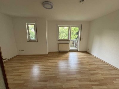 Ansprechende 1-Zimmer-Wohnung mit Balkon und EBK in Chemnitz