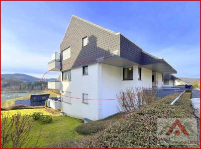Helle Erdgeschosswohnung mit Balkon am See
