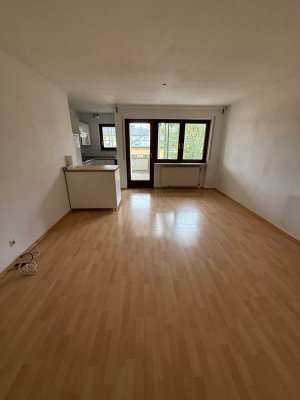 3 Zimmer | Küche | Balkon