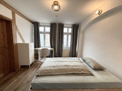 Kapitalanlage: Möblierte 8-Zi-WG-Wohnung | saniert 2025 | ca. 5,7 % Rendite