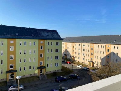 Helles, neues Zuhause mit sonnigem Balkon