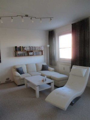 Schmuckstück: Möblierte 2-Raumwohnung mit Aufzug