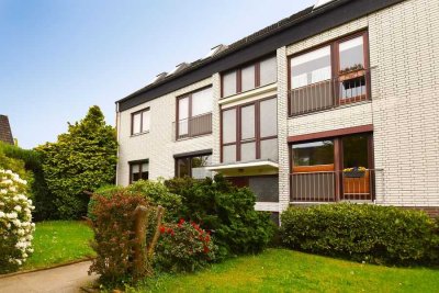 Hell und luftig über den Dächern von Russee: sehr schön geschnittene 2-Zi-Wohnung zum Wohlfühlen!