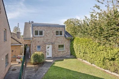 Naturnahes Wohnen in Feldrandlage - Großzügiges Einfamilienhaus mit XXL-Garage