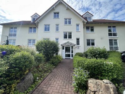 Helle, großzügige 4-Zimmer-Wohnung mit Balkon und EBK in Adelebsen