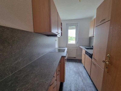 3-Zimmer - Balkon - Einbauküche - Garage