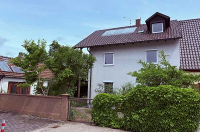 Familientraum in ruhiger Wohnlage mit vielen Optionen (DHH plus genehmigter Neubau EFH)