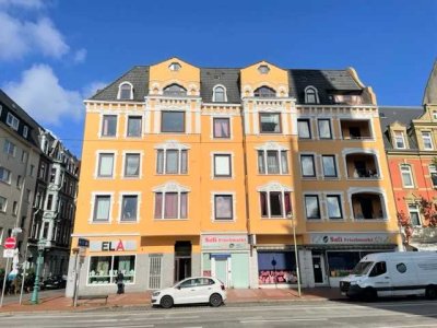 Große, vorteilhafte aufgeteilte 2-Zimmer-Wohnung in Bremerhaven-Lehe