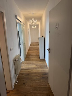 Wunderschöne 3 Zimmerwohnung ( WG tauglich) mit Parkmöglichkeit in Graz Waltendorf zu verkaufen!