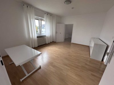 Charmante 2-Zimmer Dachgeschosswohnung in Mörfelden-Walldorf