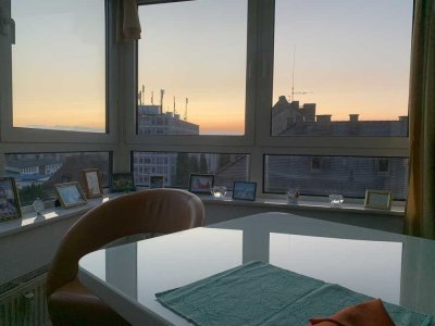 Außergewöhnliche  3-Zimmer-Penthouse-Maisonette-Wohnung mit luxuriöser Innenausstattung in Nürnberg
