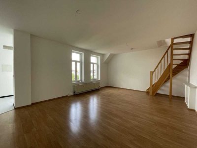 Maisonettewohnung mit Wintergarten, Wanne + Dusche in ruhiger Wohnlage!