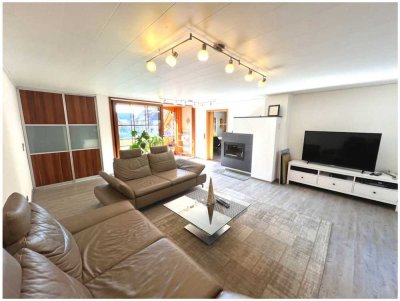 Stilvolles 5-Zimmer-Einfamilienhaus mit geh. Innenausstattung und EBK