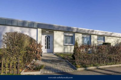 Garbsen: Barrierearmer, sehr gepflegter Gartenhofbungalow mit schönem Garten