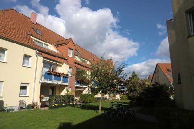 Schöne, helle 2-Zimmer-Maisonette-Wohnung mit Balkon