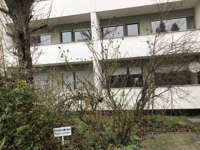 Guter Wohnungsschnitt, zwei Zimmer , zwei Balkone. Neugierig geworden? Na dann, ❤️-lich Willkommen