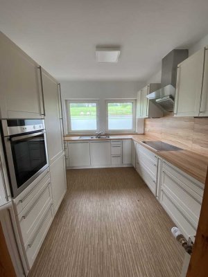 Helle 5-Zi.-Wohnung mit Kamin in ruhiger Lage von Idstein-Eschenhahn (12-18 Monate befristet)