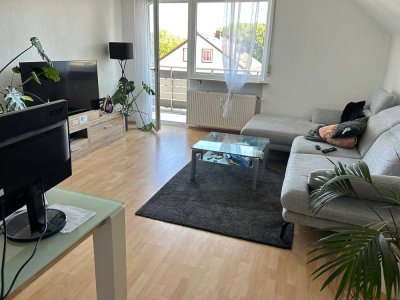 Freundliche Dachgeschoßwohnung in Weiterstadt/ Braunshardt