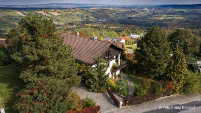 Wohnen mit Aussicht – Gepflegtes Mehrfamilienhaus in Forchtenstein!