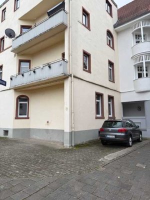 frisch sanierte 4ZKB Altbau-Wohnung