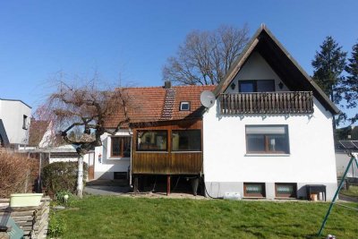 Großzügiges Einfamilien/- Mehrgenerationen/- 2 Familienhaus in begehrter Lage von Fürth-Oberfürberg