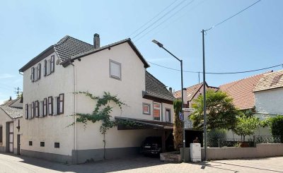 PROVISIONSFREI Historisches Wohnglück im Weinort mit funktionsfähiger Schmiede für besondere Hobbys