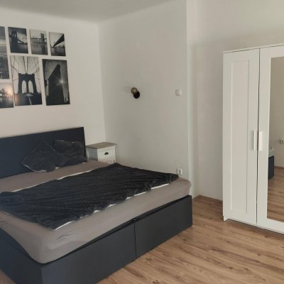 zentrales Schmuckstück in kompletter Ruhelage