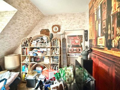 Attraktive Dachgeschosswohnung- aktuell vermietet, künftig flexibel nutzbar