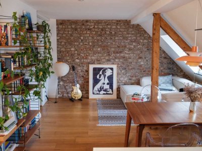 Zwischenmiete Oktober 2026 bis Juni 2027: Schöne Altbau-Maisonette mit Terrasse und Domblick