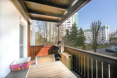 Moderne 3-Zi-Wohnung mit Loggia, Garage &amp; Einbauküche in Wels