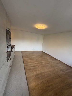 2-Zimmer-Wohnung in zentraler Lage von Reutlingen – frisch renoviert