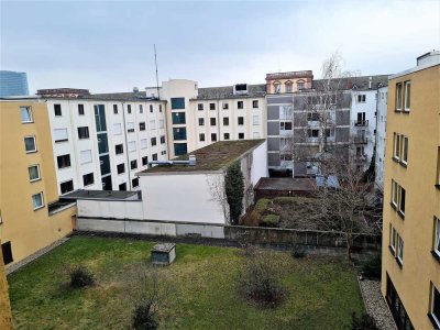 Ruhiges 1-Zimmer-Apartment direkt an der Uni Mannheim – mit Schlossblick