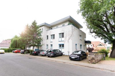 Charmante 3-Zimmer-Wohnung im Hochparterre
Ab November 2025 bezugsfrei