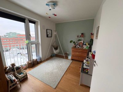 Attraktive 4-Zimmer Wohnung mit Balkon in Hamburg-Winterhude