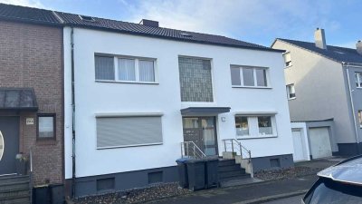 Erstbezug nach Sanierung: TOP-Lage, 2,5 -Zimmer Wohnung in Resse