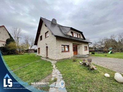 Exklusives Traumhaus mit Naturstein-Fassade, Pool, Garage und separatem Büro – Luxus pur!