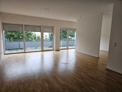 Exklusive 3-Zimmer-Wohnung mit gehobener Innenausstattung und großem Balkon in Brühl