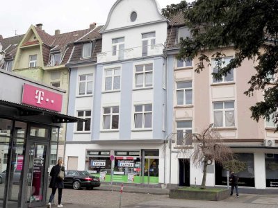 2025 Saniert: DU-Wanheimerort. 2,5 Zimmer Altbau direkt am Markusplatz  / Ecke Fis