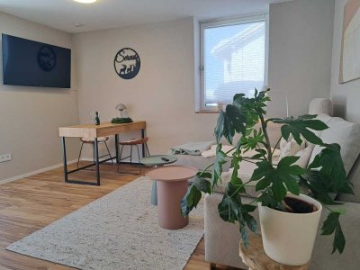 Möblierte (inkl. Strom/Wasser/Heizen/Internet) sehr moderne 2-Zimmer Terrassenwohnung in Kaufbeuren