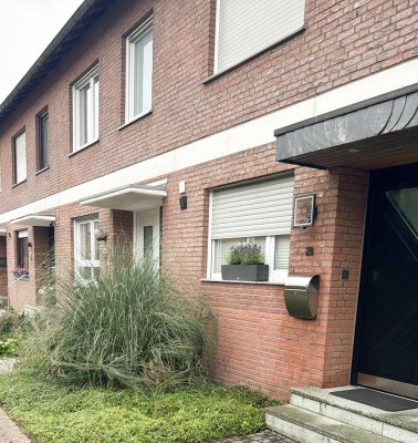 ***RESERVIERT*** Großes Reiheneckhaus in ruhiger Lage und guter Anbindung