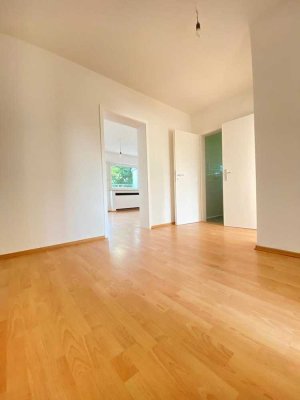 ***Nähe Marl Mitte - Für Sie neu renoviert ! 4.OG mit 2 Balkonen/Terrassen ***