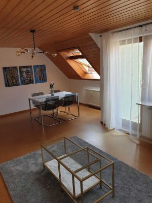 Provisionsfrei! Vollmöblierte,gepflegte 3,5-Zimmer-WG mit Balkon, EBK & Tiefgarage in Frankenbach