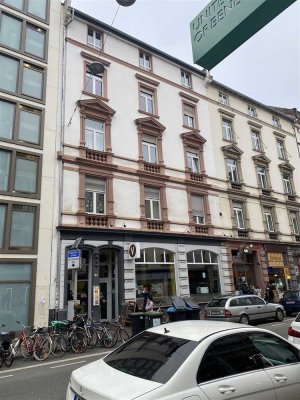 Attraktive Altbauwohnung in zentraler Innenstadtlage! Auch WG geeignet!