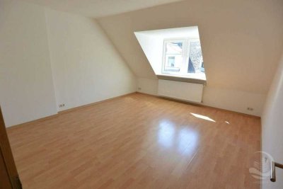 Dachgeschoss in ruhiger, zentraler, Citylage