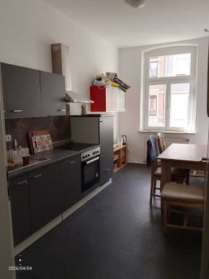 Schöne helle 3 Zimmer Wohnung im 1. OG
