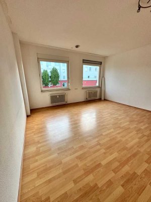 Großzügige 4,5-Zimmer-Wohnung mit Balkon