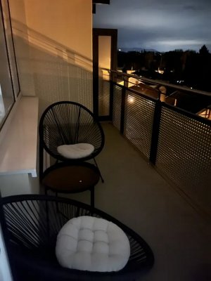 Modernisierte 2-Zimmer-Wohnung mit Balkon