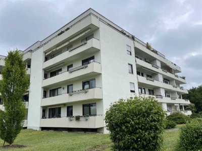 Helle 4-Zimmer-Wohnung mit großem Balkon in gepflegter Wohnanlage  sofort einziehen und wohlf